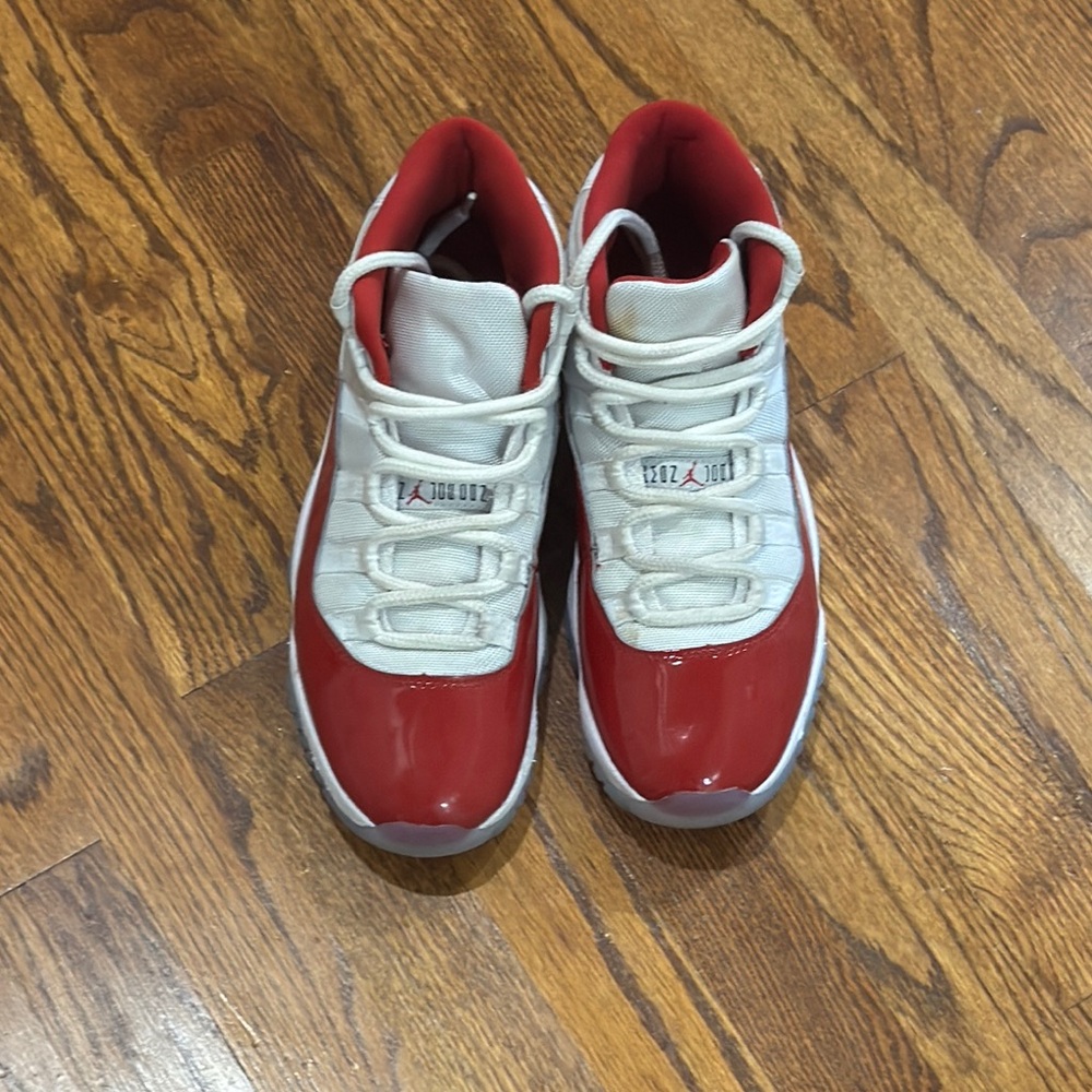 Men’s Red and White Air Jordan 11 Size 8